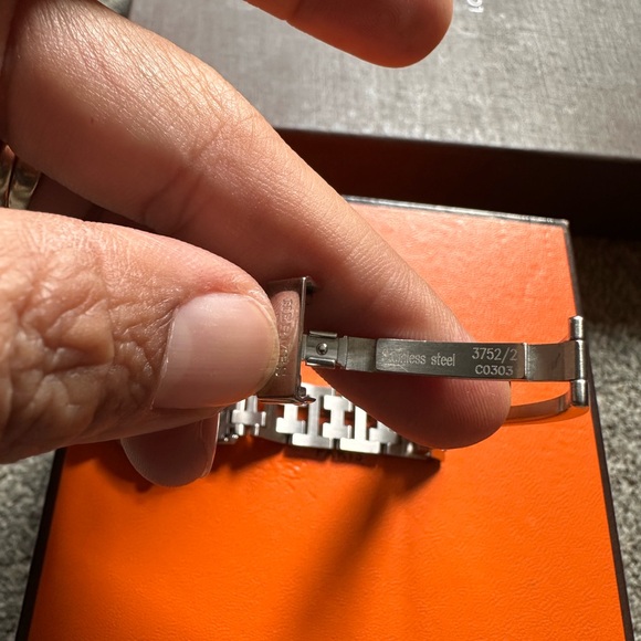 Authentic Hermes Clippers Ladies Quartz Watch - Picture 4 of 7